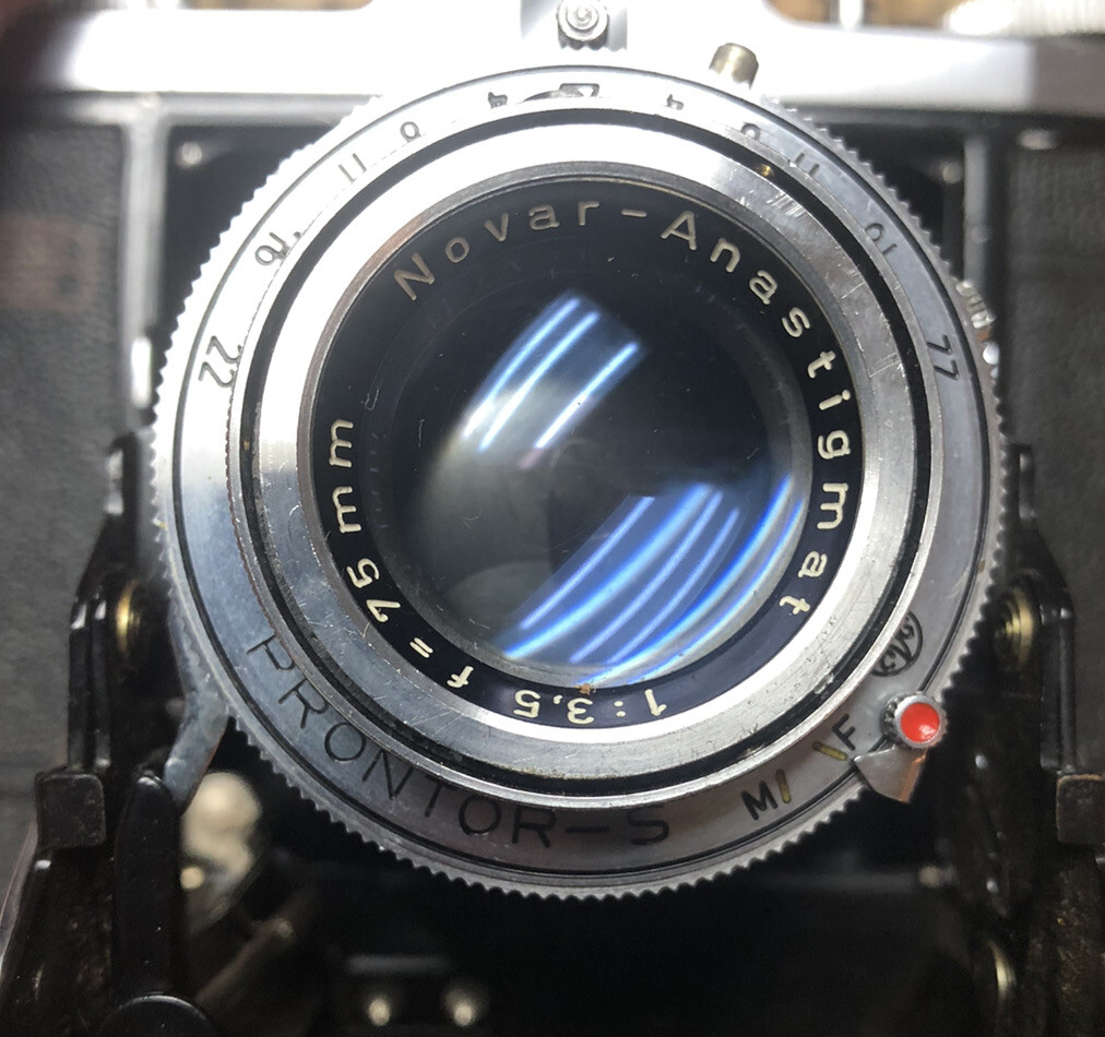 VINTAGE ZEISS IKON IKONTA 523/16 120 Type RF Novar 1:3,5f 75mm