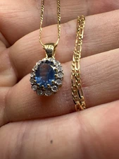 9ct Yellow Gold Sapphire and Diamond Cluster Pendant on 18 Inch Neckchain (0354)