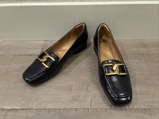 NEW Sofft Patent Leather Loafer Flats Modern Luxury Comfort Buckle Crinkle 7.5