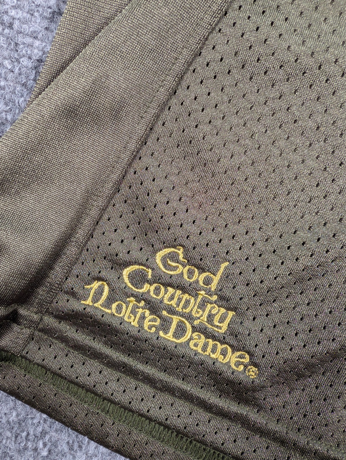 Notre Dame Fighting Irish 2016 Under Armour Jersey Womens M Shamrock Series NWT thumbnail 8