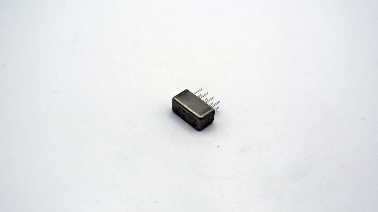 TMO-4-1 Mini-Circuits 1:4 CORE & WIRE Transformer, 0.2 - 350 MHz, 50Ω (3/PK)