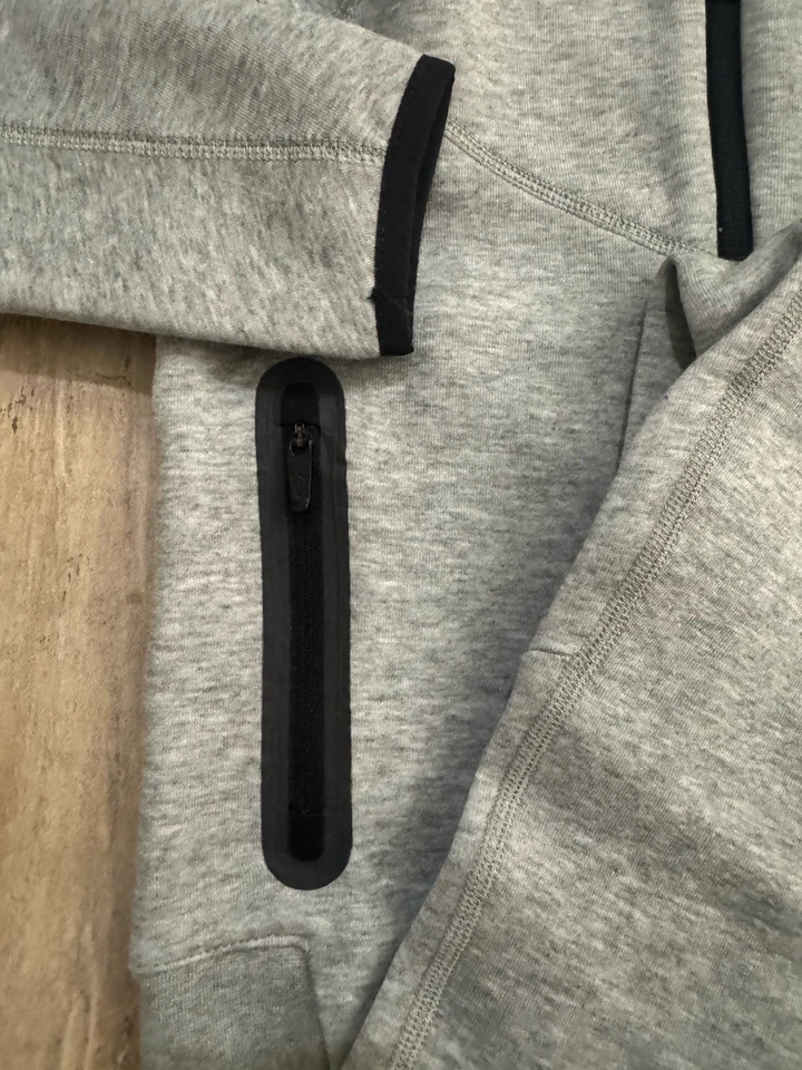 Nike Sportswear Niño Pequeño Tech Polar 2 Piezas Cremallera Completa Conjunto Gris 4T Foto 3 de 4