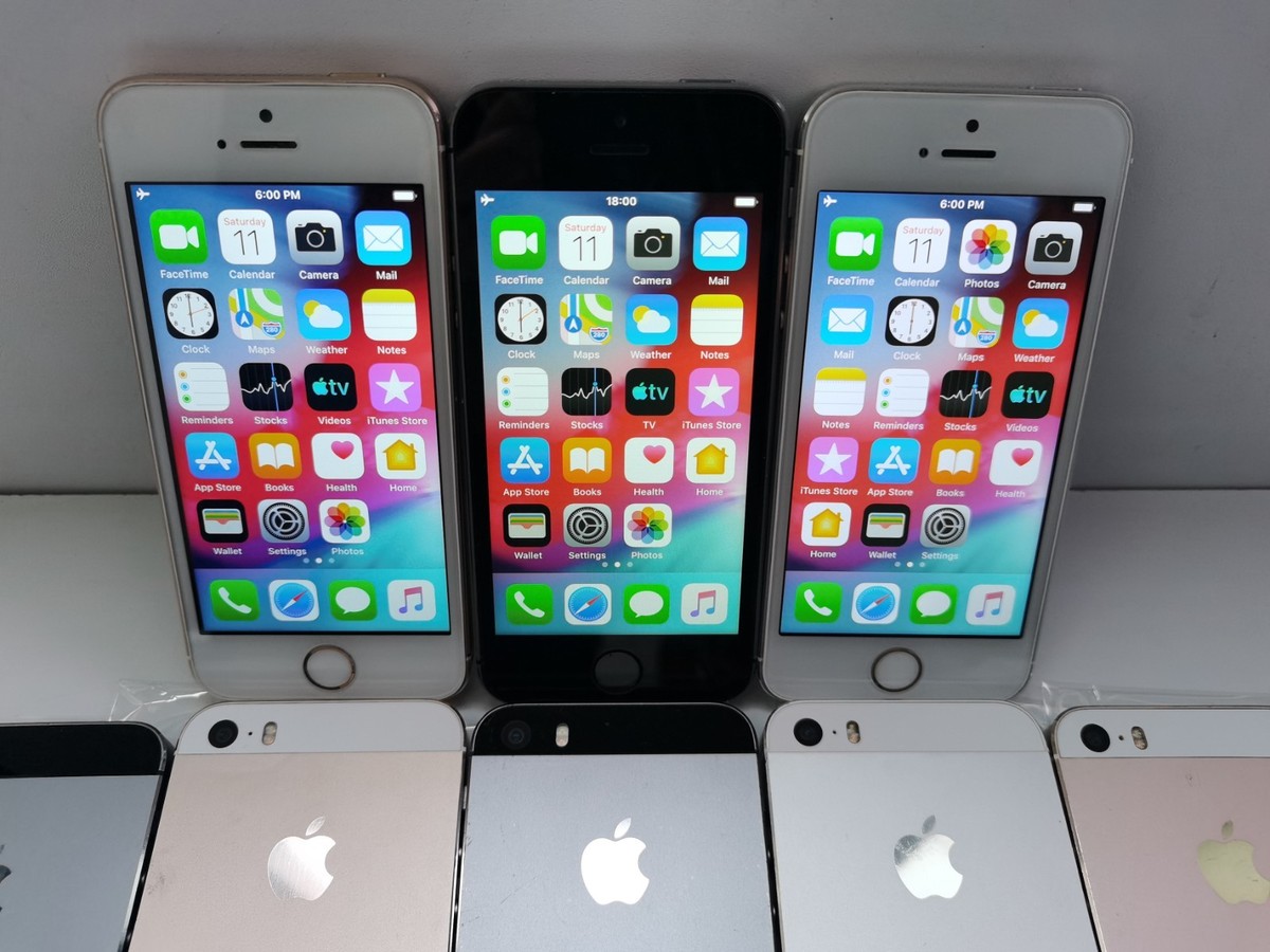 Apple iPhone 5s (Unlocked ) - 16GB/32GB/64GB - Gray Silver Gold