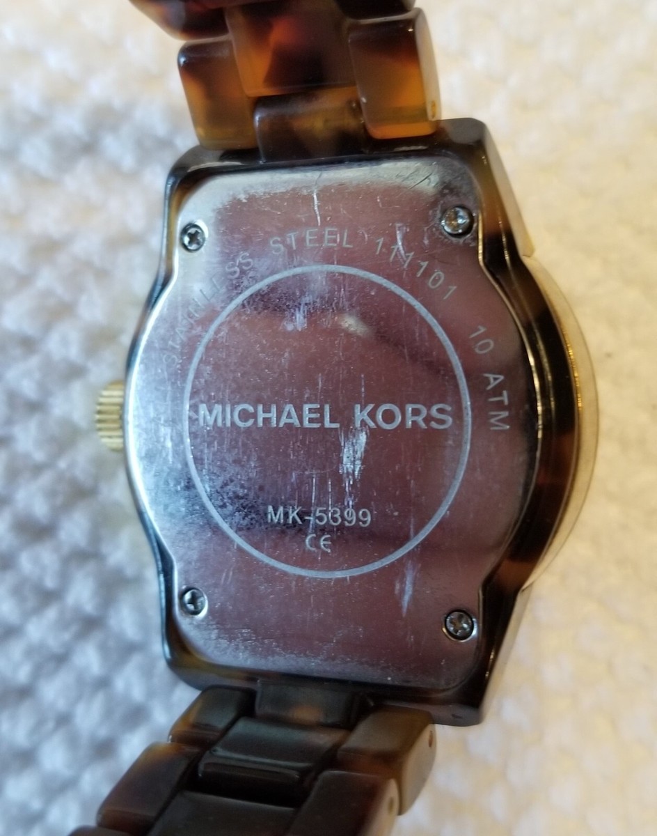 Michael Kors Gold Tone Watch MK5399 Day/Date Chronograph 6