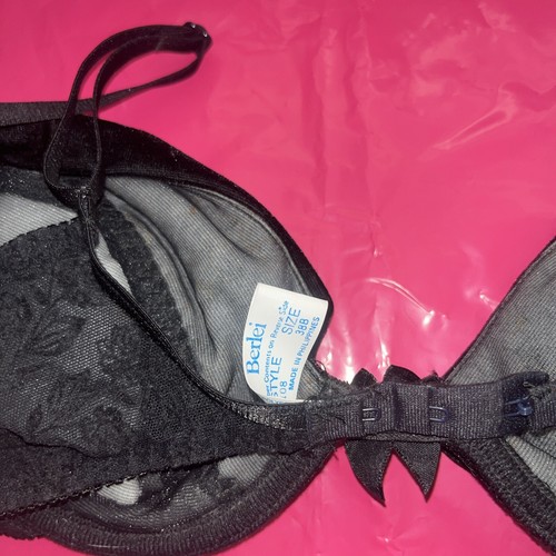 Vintage 80's Berlei Underwired Black Bra Size 38B velvet padded pushup - Picture 5 of 5