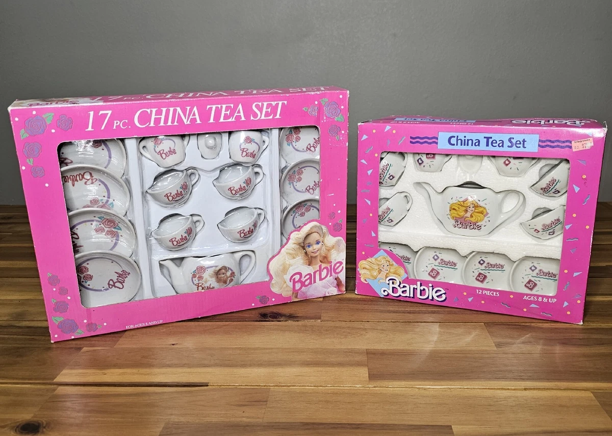 素敵な Barbie 12 Piece China Tea Set