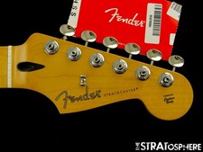 Fender Player II Series Stratocaster Series, Strat, NECK TUNERS, Maple