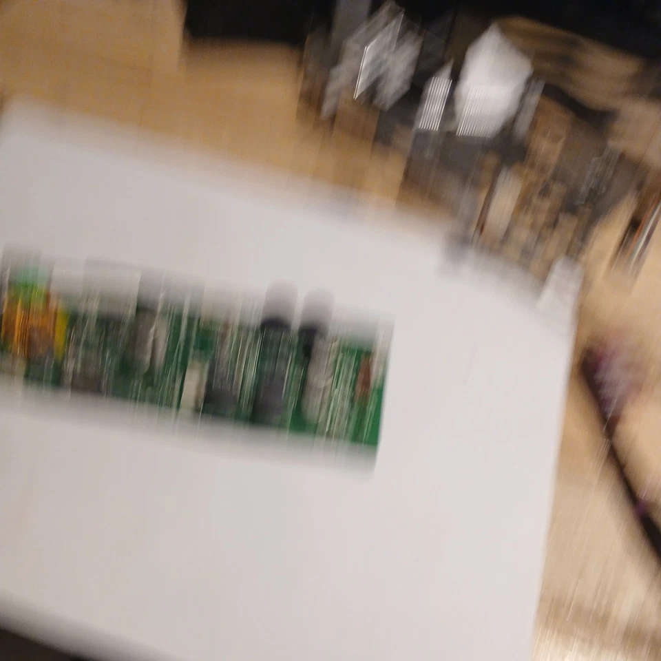 Placa AMP de audio RCA 40-L40E62-AMB2XG Foto 3 de 3