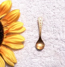 CLASSIC PIN BROOCH DECORATIVE SPOON KNIFE FORK SILVERWARE TABLE GOLD TONE K4