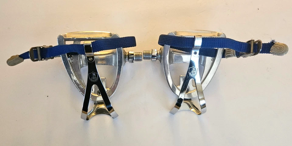 Pedales de carretera CAMPAGNOLO Triomphe, modelo 905, clips Campy, nuevos en caja Foto 4 de 4