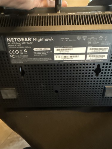 NETGEAR Nighthawk R7000 AC1900 Inteligentny router WiFi - przetestowany - Zdjęcie 5 z 8