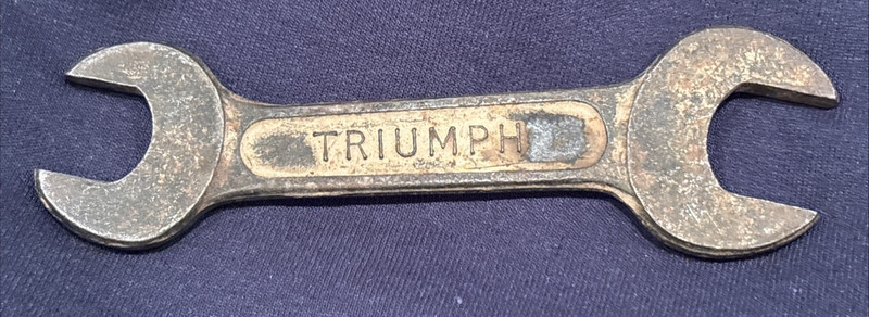 Vintage triumph Wrench D299