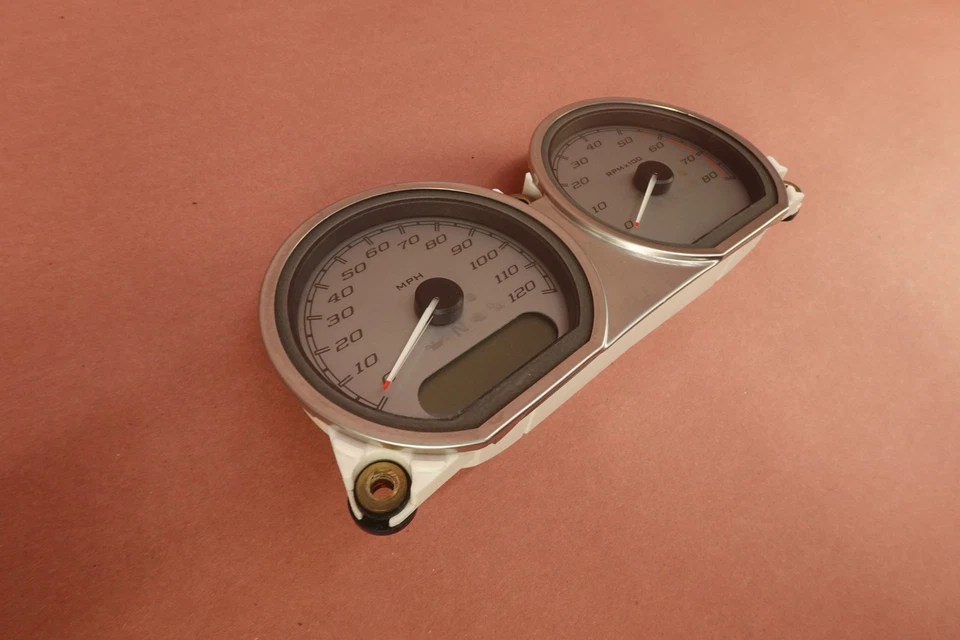 Harley-Davidson Street Glide 2014-2018 velocímetro Speedo Gauge 70900124A Foto 3 de 4