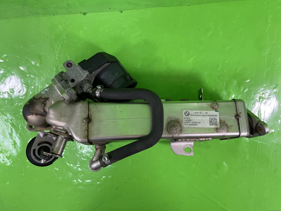 BMW SERIE 1 F20 EGR REFRIGERADOR Y VÁLVULA EGR 118d N47N 2.0 DIESEL 2011-2015 Foto 3 de 4