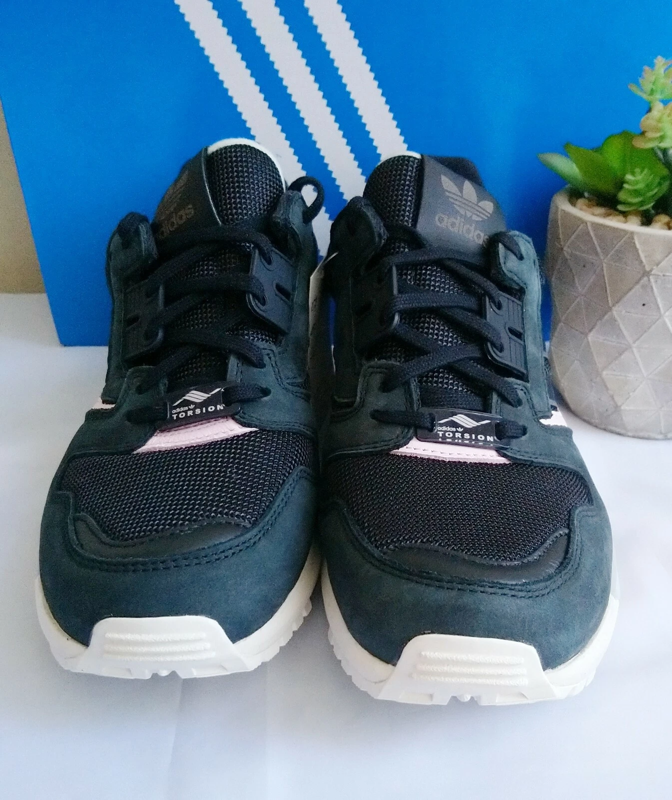 Sneakers stringate Adidas Oringinals da donna ZX8000 taglia 7 nuove