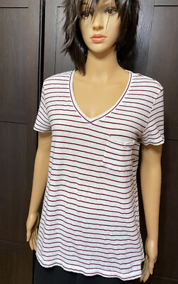 universal thread pocket tee