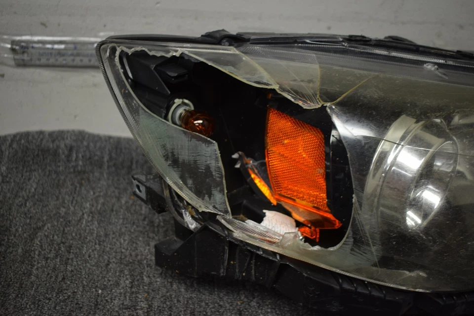 2008 SUBARU IMPREZA HEADLIGHT RIGHT SIDE FACTORY OEM - Imagem 2 de 4