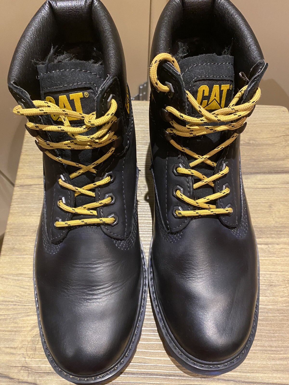 Caterpillar VGC Fur Lined Boots, Size UK8 worn Once ! eBay