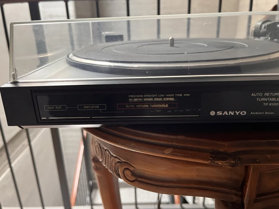 Giradischi Vintage Sanyo TP 6100 - Immagine 4 di 4