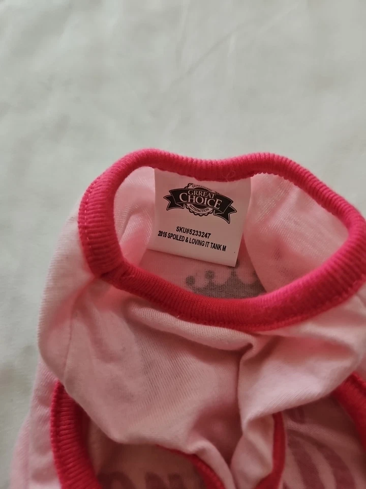 Perro Mascota Rosa "¡Mimado y Me encanta! Camiseta Vestido Talla Mediana Foto 3 de 4