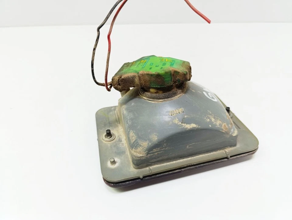 Pontiac Trans Sport 2005 Hinten links Nebelschlussleuchte 16516291 UST130814 — 第 2/4 张图片