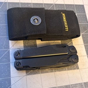 Leatherman Surge Multitool Black With Sheath