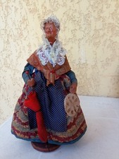 1 santon ancien habillé signé  Jouglas  " la dame avec pain et parapluie   "