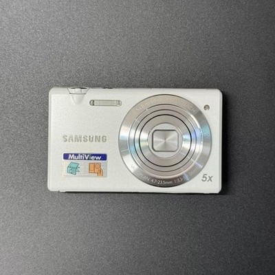 Samsung MV800 Compact Digital Camera 16MP 5x Optical Zoom with Touchscreen White