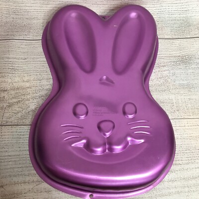 Wilton Easter Bunny cake pan-2003