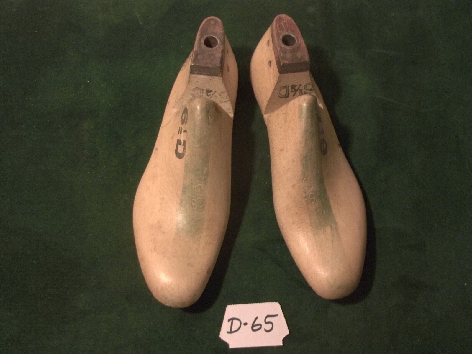 Pair Vintage1952 Size 6-1/2 D MORTON US NAVY Factory Industrial Shoe Lasts #D-65