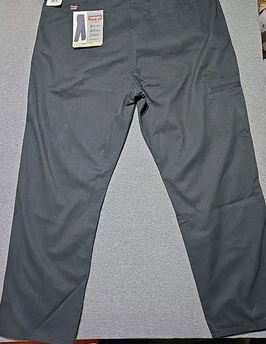 Mens 42 X 30 Wrangler Workwear Relaxed Fit Cargo Pants, Black - Picture 12 of 12