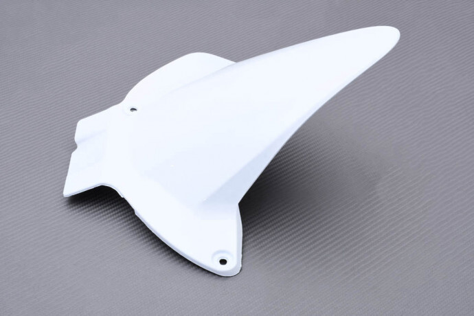 Garde boue arrière blanc racing idéal pour les sorties circuit en CBR 600 RR