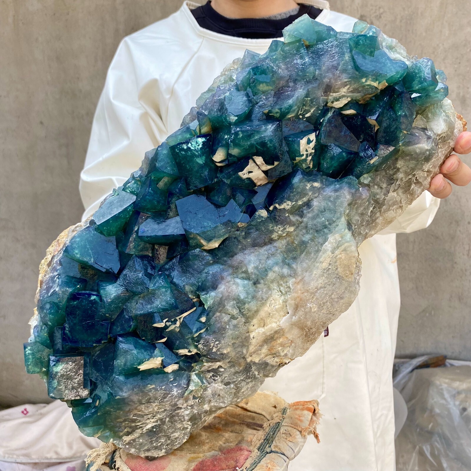 Natural Green Fluorite Crystal Quartz Cluster Specimen 33.7lb Healing Energy