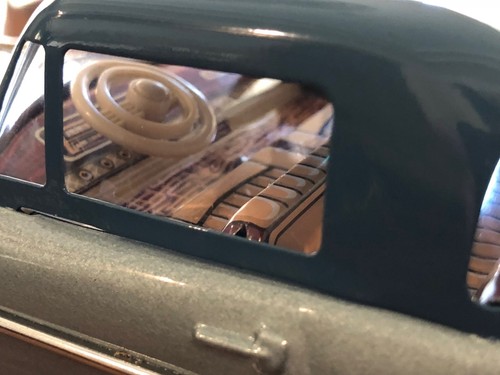 Vintage Schuco Rollfix 1085 | Mercedes-Benz 220 SE | Momentum Drive Tin Toy - Picture 10 of 12
