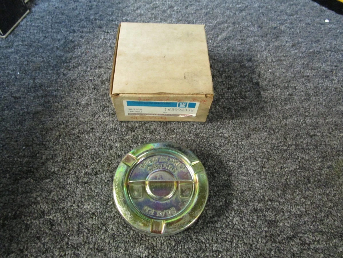 70/74 corvette NON-VENTED steel gap cap fuel GM NOS 3994339 71 72 