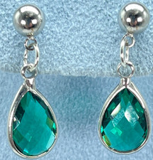 Earrings Silver Tone Emerald Green Teardrop Crystals w/Stud Backs - Drop  1"