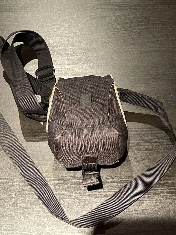 Crumpler Camera Case - Black - Great Condition! - Image 2 of 4