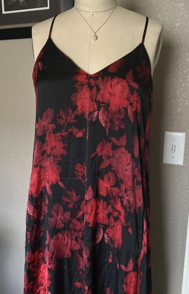 Vestido maxi sem mangas Nicole Miller preto/vermelho tamanho médio - Imagem 2 de 4