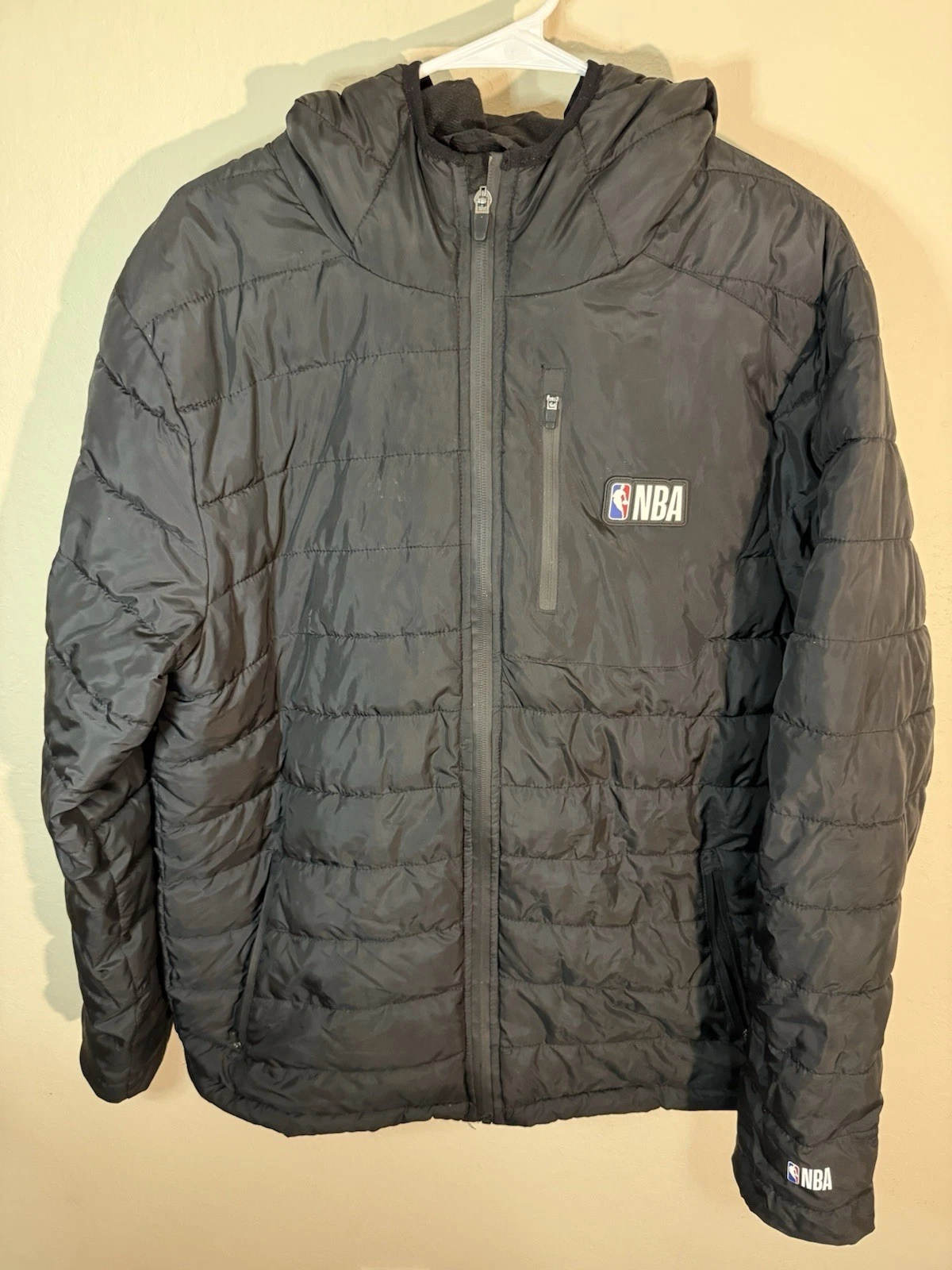 Mens NBA Lightweight Packable Puffer Zip Front Hooded Jacket Size M - product detail image 2