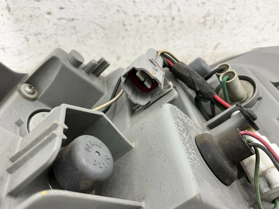 Luz trasera izquierda Subaru Impreza 2008 22020024 OEM Foto 4 de 4