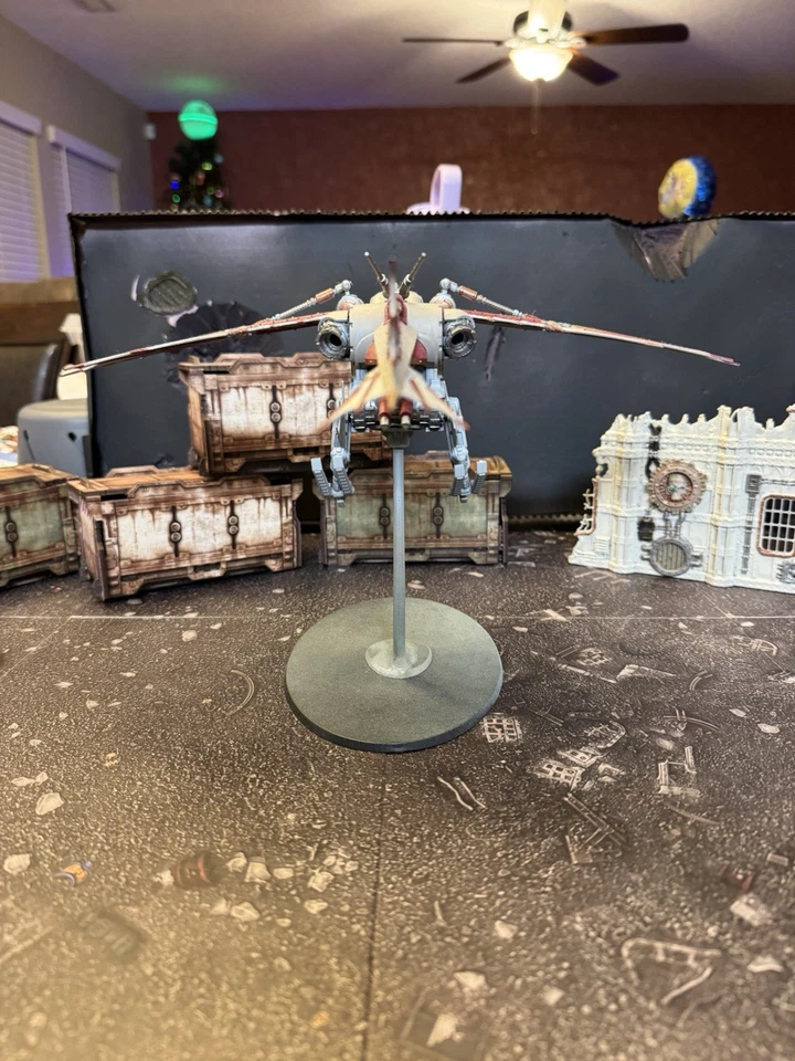 Adeptus Mechanicus Archaeopter una miniatura de juego de mesa de 40 k Foto 3 de 4