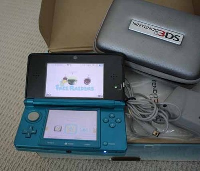 NINTENDO 3DS CTR-001 アクアブルー Nintendo 3DS Aqua Blue CTR-001 Complete in Box Power Cord