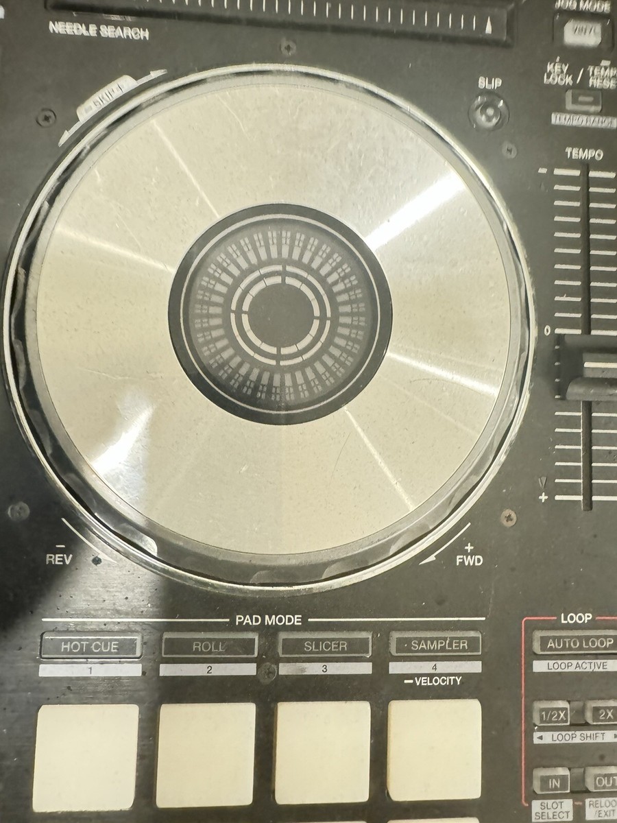 Pioneer パイオニア　DDJ-SX-W DJコントローラー　現状品 大流行中！ Pioneer DJ 4chDJコントローラー「DDJ-SX-W」登場