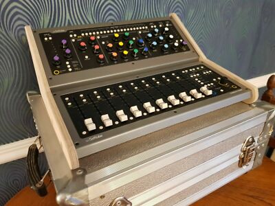 Hochwertige Birkensperrholz Softube Konsole 1 & Fader Ständer aus Synthesizern und Holz