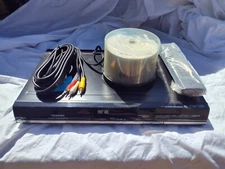Toshiba DVD Video Recorder, DVD+RW/R #D-R410, 1080p w/remote, 50 DVD-R discs