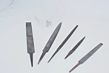 5  Files differents Style, Cut and Lenght. LT1117/3