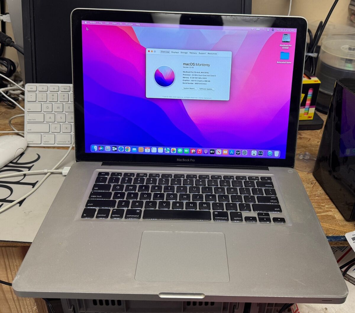Apple MacBook Pro 15-inch March 2010 2.4GHz Dual-Core Intel Apple MacBook Pro 15-inch March 2010 2.4GHz Dual-Core Intel
