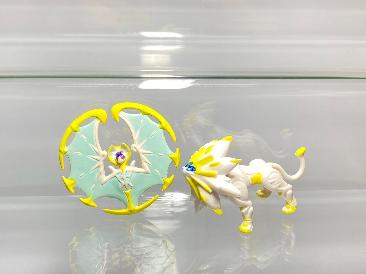 Solgaleo Lunala(2 pcs)Pokemon Monster T-arts Gashapon Collection Figure.