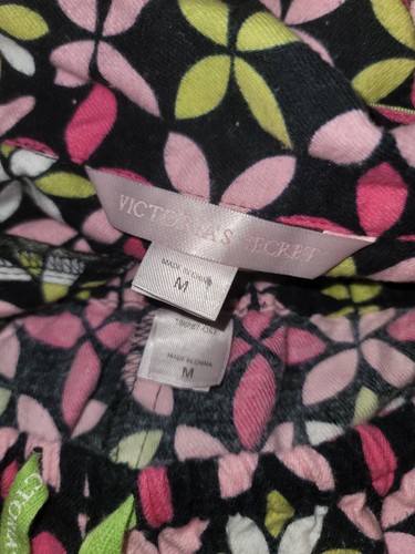 RARE Victoria's Secret Cute & Comfy Floral 2-Piece Cotton Pajama Set Size Medium - Picture 2 of 10
