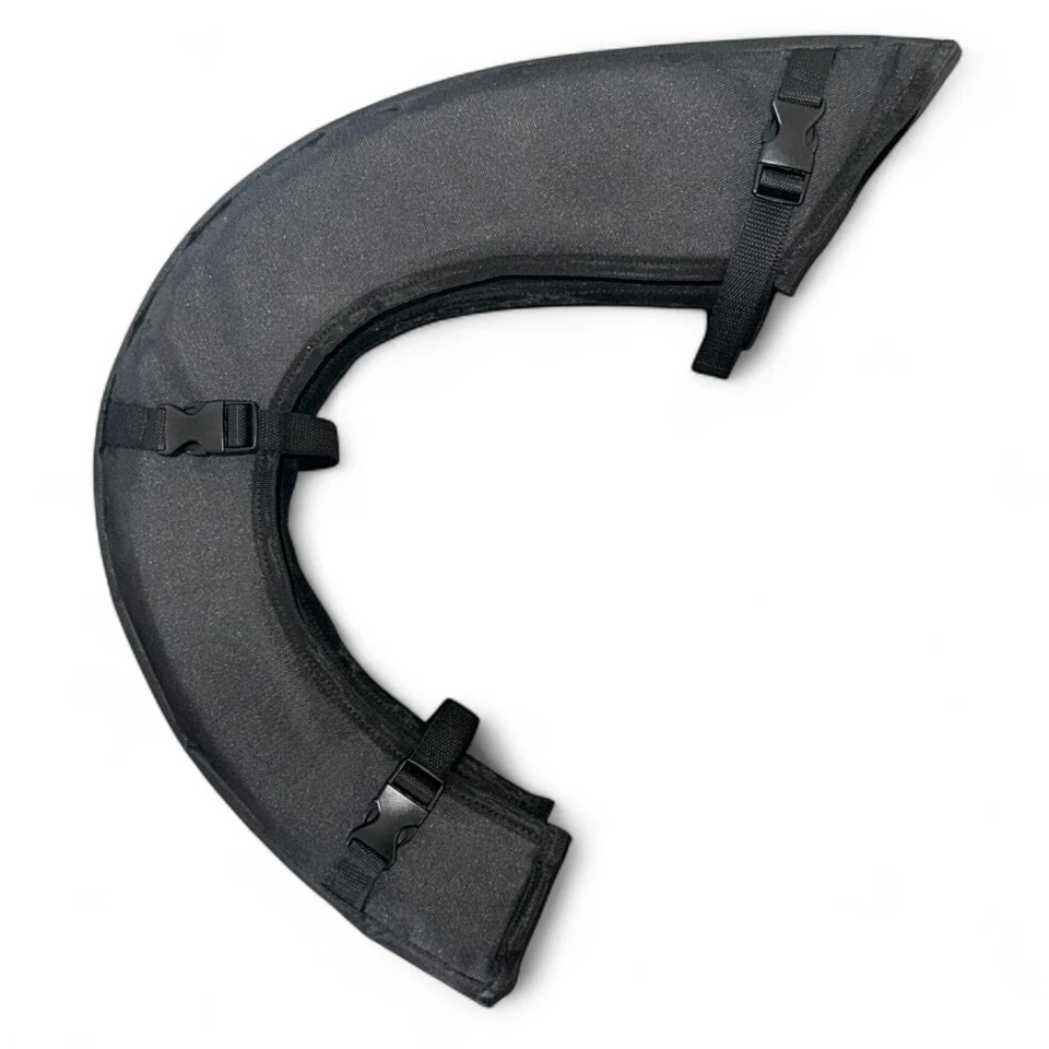 The Tuba Shield, primer protector de arco para Should Contras/Marching Tubas Foto 3 de 4